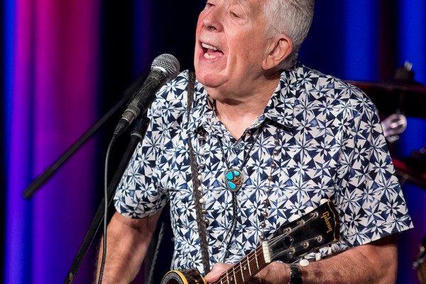 Blues-Legende John Mayall beim Konzert am 23. September 2015 im Leo Theater Ennepetal. Foto: AWi