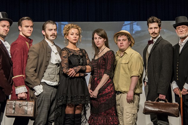 "Sherlock Holmes und der Hund der Baskervilles" feiert am Freitag, 18. März, 20 Uhr, die Premiere im Leo Theater. Foto: AWi