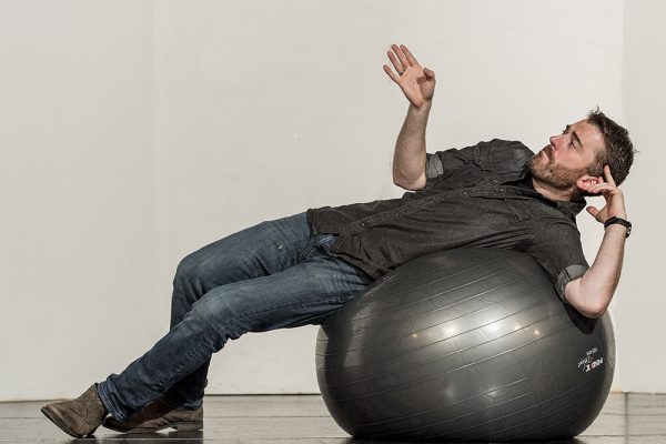 "Hi Dad! Hilfe. Endlich Papa." ist das erstes Solo von Marc Neumeister. Foto: AWi