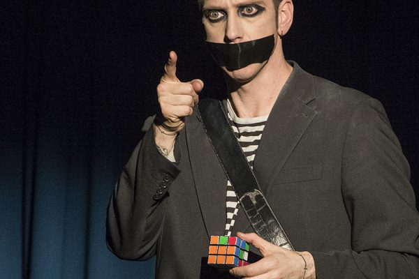 Der Comedian "Tape Face" alias Sam Wills aus Neuseeland gastierte am 10. Februar 2017 im LEO Theater. Fotos: AWi