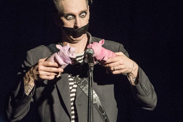 Der Comedian "Tape Face" alias Sam Wills aus Neuseeland gastierte am 10. Februar 2017 im LEO Theater. Fotos: AWi