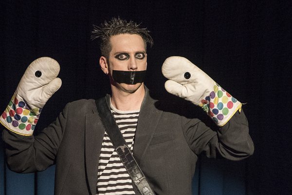 Der Comedian "Tape Face" alias Sam Wills aus Neuseeland gastierte am 10. Februar 2017 im LEO Theater. Fotos: AWi