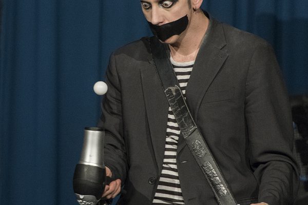 Der Comedian "Tape Face" alias Sam Wills aus Neuseeland gastierte am 10. Februar 2017 im LEO Theater. Fotos: AWi