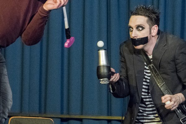 Der Comedian "Tape Face" alias Sam Wills aus Neuseeland gastierte am 10. Februar 2017 im LEO Theater. Fotos: AWi