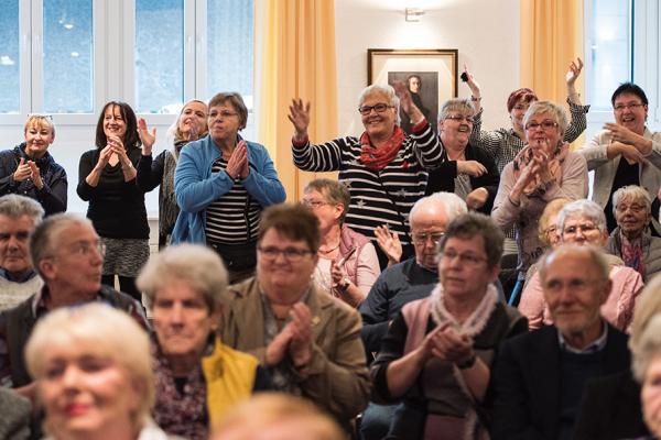 Die AWo veranstaltete die Ehrenamt-Gala 2017 im LEO Theater im Ibach-Haus. Marc Weide und die ABBA-Coverband Swede Sensation traten auf. Foto: AWi